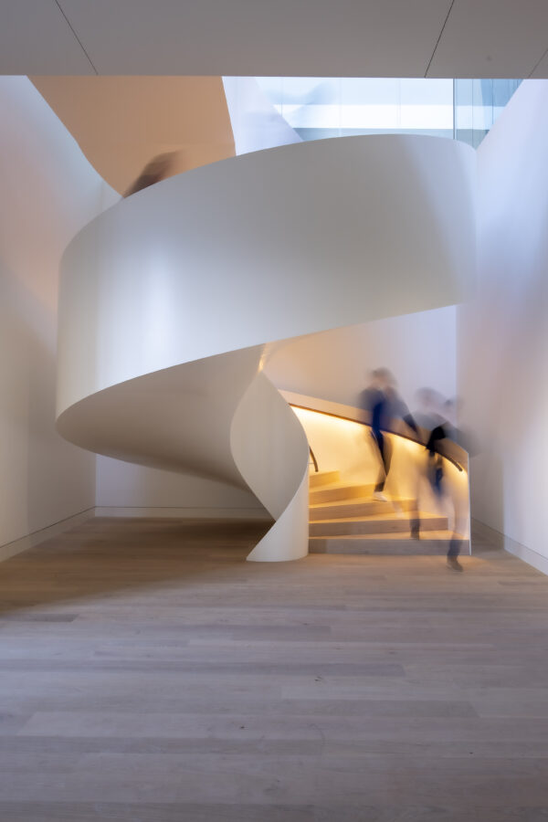 Blick auf die neue Treppe in der Sammlung, Foto: Anne Orthen