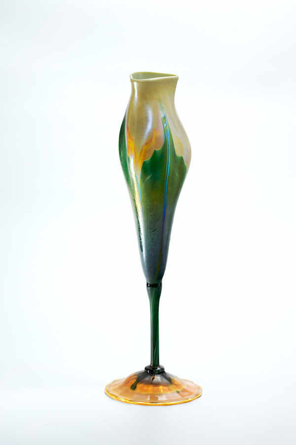 Louis C. Tiffany, Blütenkelchvase aus der 